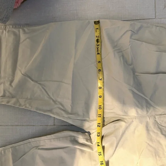 GAP Women's Khaki Elastic Waist Pleated Trousers - size 8 - Picture 6 of 14